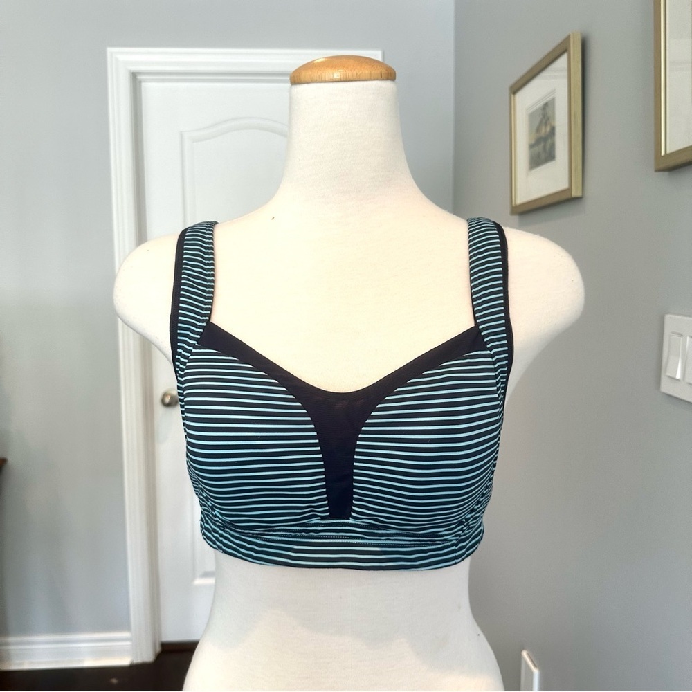 LULULEMON Teal and Black Striped Racerback Sports Bra with Sweetheart Neckline